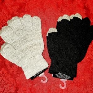 NWT 2 Pairs Gray & Black Knit Women's Texting Gloves